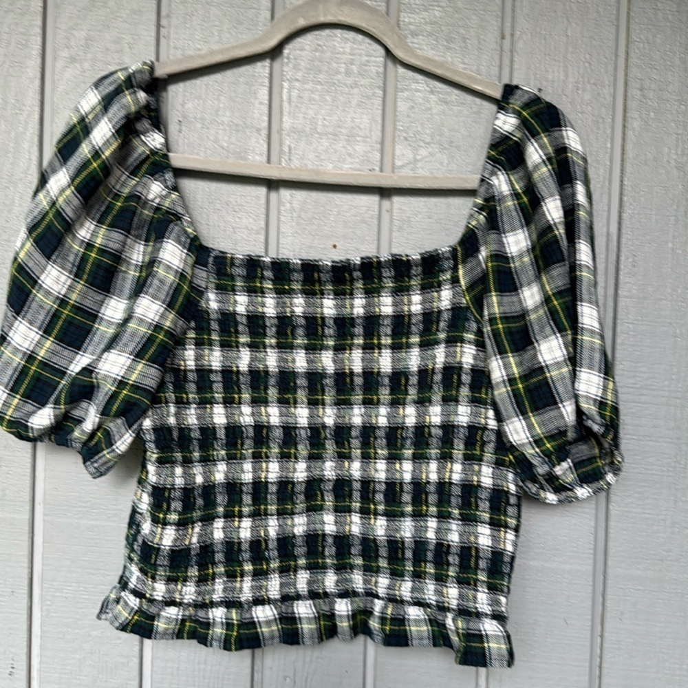 NWT American Eagle Top L